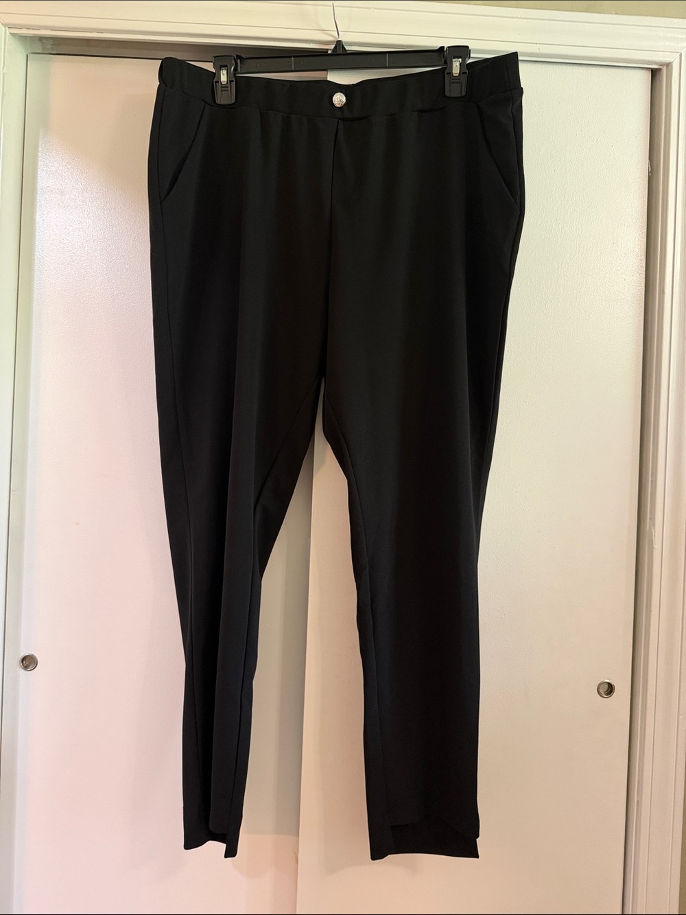 SHEIN Black Slim Straight Pull-On Trousers